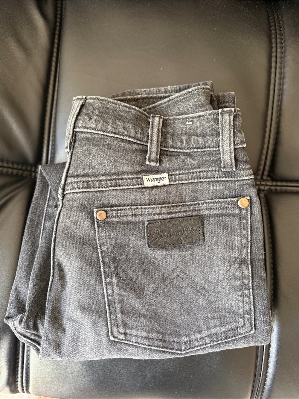 Wrangler High-Rise Skinny Women's Jeans in Charcoal Black